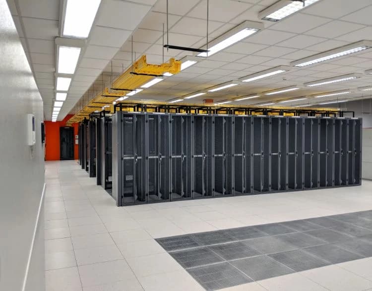 Serverfarm London Data Center LON1 - LON1 Data Hall